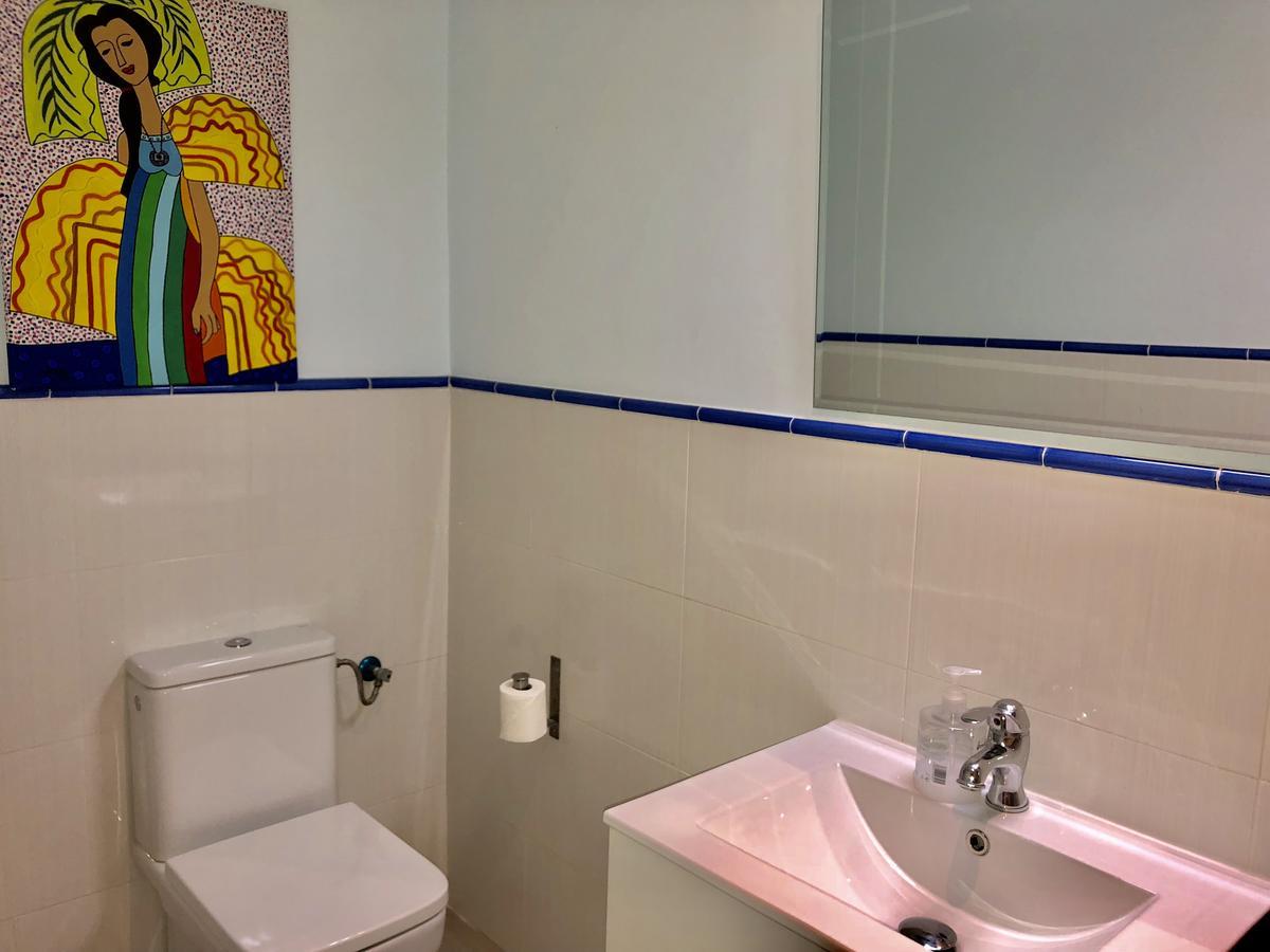 Hostal Arriaza Мадрид Экстерьер фото